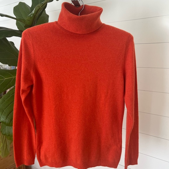 Pure Collection 100% Cashmere Turtleneck – Persimmon, Size US 6 (UK 12 / EU 38) - Picture 6 of 7